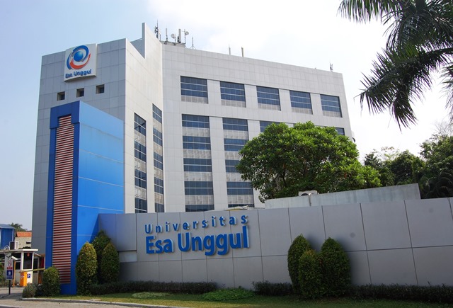 Gedung-Kampus-Esa-Unggul