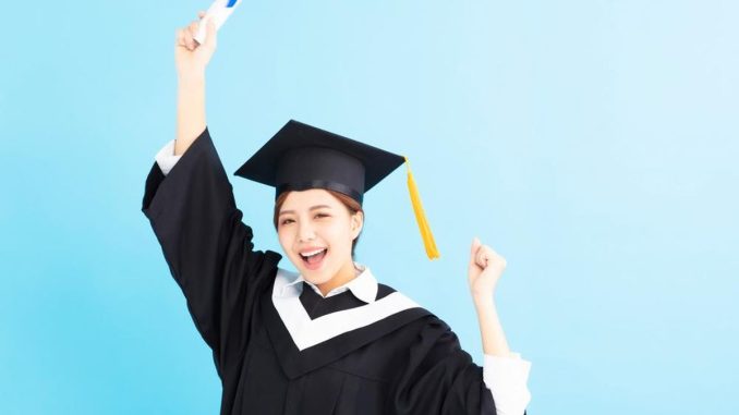 ilustrasi-wisuda